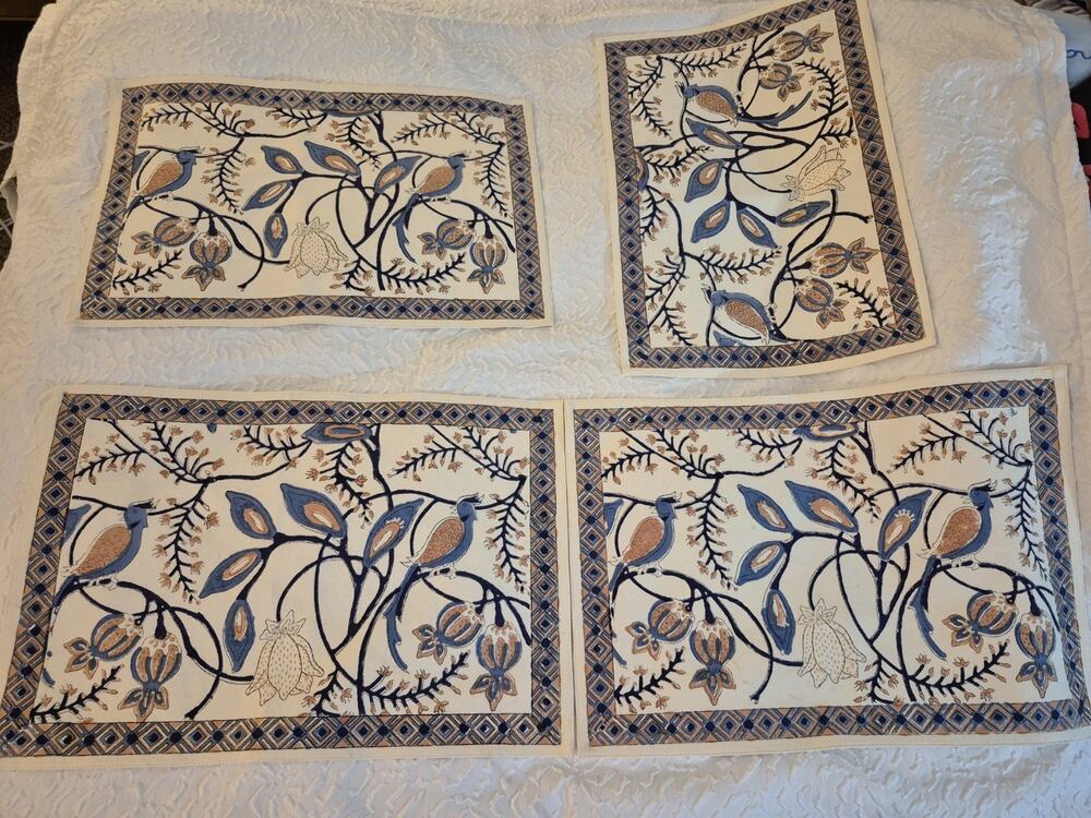 💥 Rare Pomegranate Cotton Placemats Peacock & Poms Blue Set of 4 A4